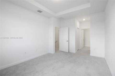 Снять в аренду таунхаус в Хомстед, Флорида 4 спальни, 169.83м2, № 1987238 - фото 22