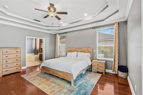 Villa ou maison à vendre à Belle Isle, Floride: 5 chambres, 290.13 m2 № 1825424 - photo 4