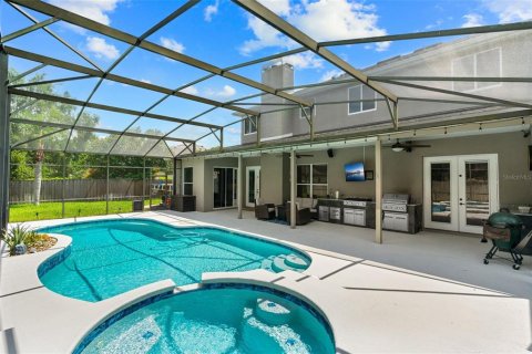 Villa ou maison à vendre à Belle Isle, Floride: 5 chambres, 290.13 m2 № 1825424 - photo 2
