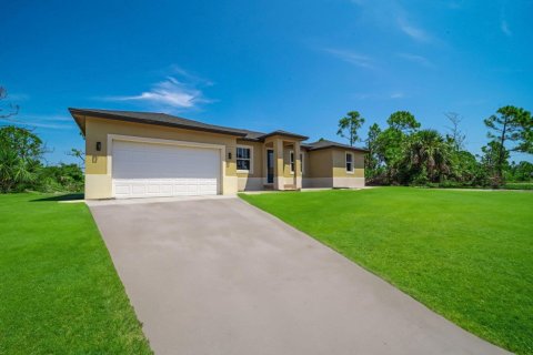 Villa ou maison à vendre à Port Charlotte, Floride: 4 chambres, 156.08 m2 № 2170024 - photo 28