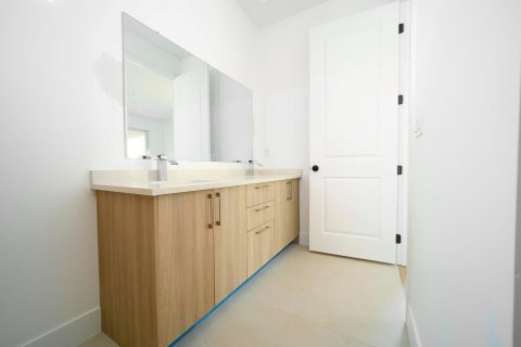 Villa ou maison à vendre à Port Charlotte, Floride: 4 chambres, 156.08 m2 № 2170024 - photo 22