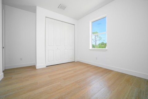 Villa ou maison à vendre à Port Charlotte, Floride: 4 chambres, 156.08 m2 № 2170024 - photo 17