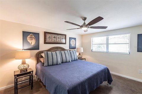 Propiedad comercial en venta en Punta Gorda, Florida, 4 dormitorios, 203.64 m2 № 1675154 - foto 9