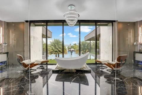 Villa ou maison à vendre à Fort Lauderdale, Floride: 5 chambres, 848.94 m2 № 2245605 - photo 8