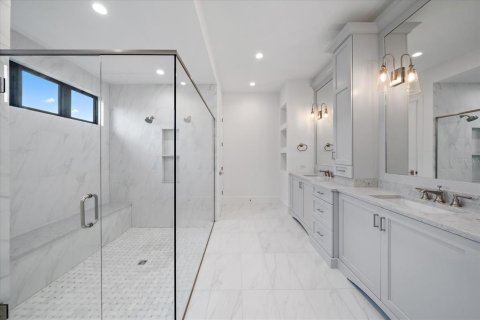 Купить виллу или дом в Сарасота, Флорида 9 комнат, 308.71м2, № 973501 - фото 8
