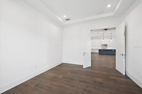 Купить виллу или дом в Сарасота, Флорида 9 комнат, 308.71м2, № 973501 - фото 11