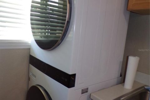 Condo in Punta Gorda, Florida, 2 bedrooms № 2214048 - photo 22