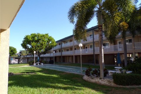 Condo in Punta Gorda, Florida, 2 bedrooms № 2214048 - photo 19