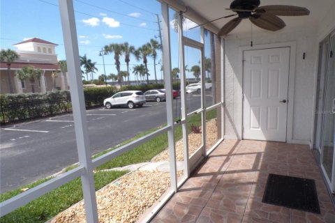Condo in Punta Gorda, Florida, 2 bedrooms № 2214048 - photo 14