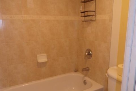 Condo in Punta Gorda, Florida, 2 bedrooms № 2214048 - photo 8