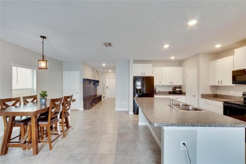 Casa en venta en Riverview, Florida, 6 dormitorios, 242.85 m2 № 1879045 - foto 6