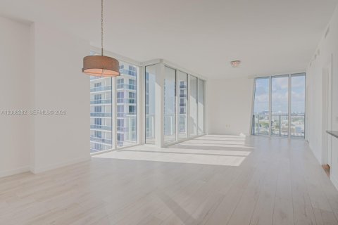 Copropriété à louer à Miami, Floride: 2 chambres, 113.9 m2 № 2415642 - photo 8