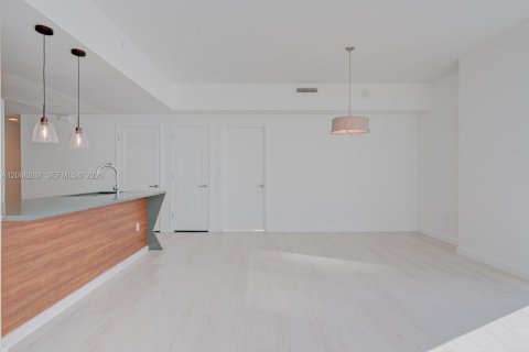 Copropriété à louer à Miami, Floride: 2 chambres, 113.9 m2 № 2415642 - photo 12
