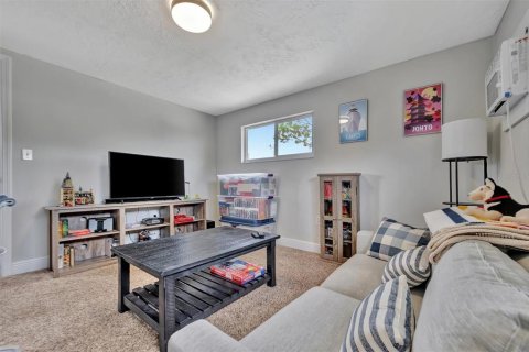 House in Palmetto, Florida 4 bedrooms, 179.12 sq.m. № 1901855 - photo 25
