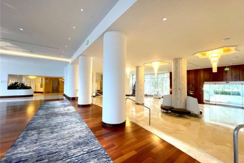 Condo in Miami Beach, Florida, 2 bedrooms  № 1832255 - photo 25