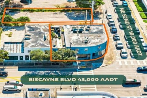 Propiedad comercial en venta en Miami, Florida № 2153162 - foto 2