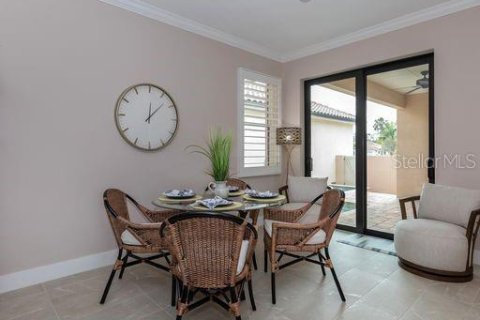 House in Venice, Florida 2 bedrooms, 138.52 sq.m. № 597417 - photo 5