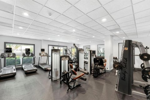 Condominio en alquiler en Miami, Florida, 1 dormitorio, 66.05 m2 № 2011798 - foto 11