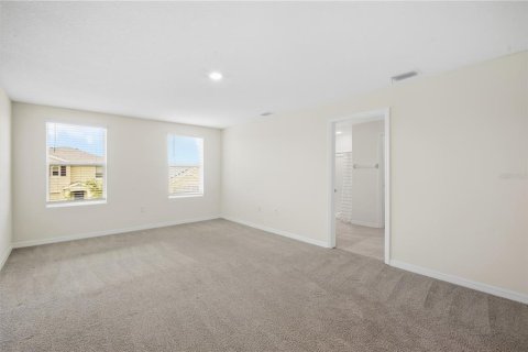 Villa ou maison à louer à Wimauma, Floride: 5 chambres, 248.42 m2 № 2380788 - photo 13