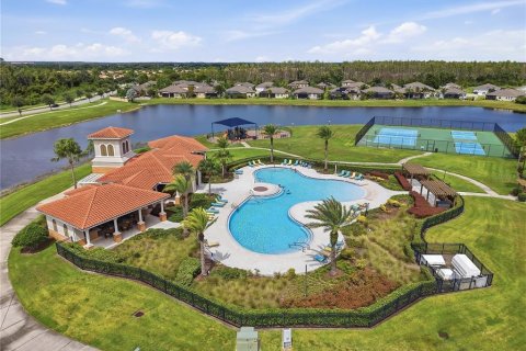Villa ou maison à louer à Wimauma, Floride: 5 chambres, 248.42 m2 № 2380788 - photo 28