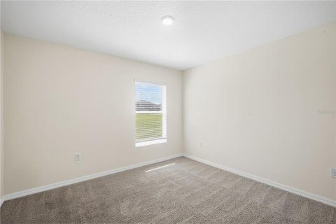 Villa ou maison à louer à Wimauma, Floride: 5 chambres, 248.42 m2 № 2380788 - photo 11