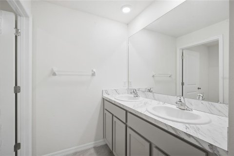 Villa ou maison à louer à Wimauma, Floride: 5 chambres, 248.42 m2 № 2380788 - photo 20