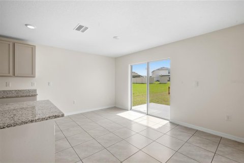 Villa ou maison à louer à Wimauma, Floride: 5 chambres, 248.42 m2 № 2380788 - photo 7