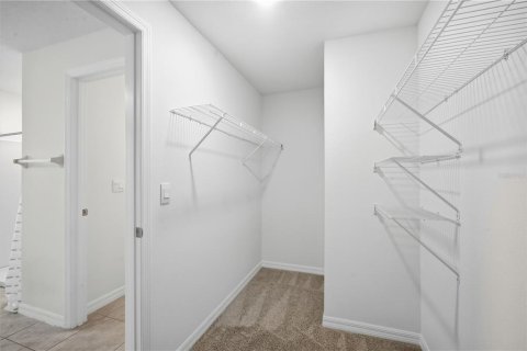 Villa ou maison à louer à Wimauma, Floride: 5 chambres, 248.42 m2 № 2380788 - photo 14