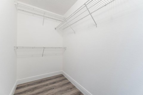 Condo in Palm Beach Gardens, Florida, 1 bedroom  № 2087150 - photo 25