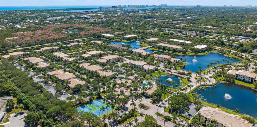 Condo in Palm Beach Gardens, Florida, 1 bedroom  № 2087150