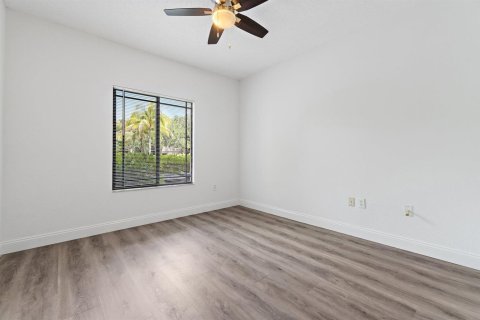 Condo in Palm Beach Gardens, Florida, 1 bedroom  № 2087150 - photo 20