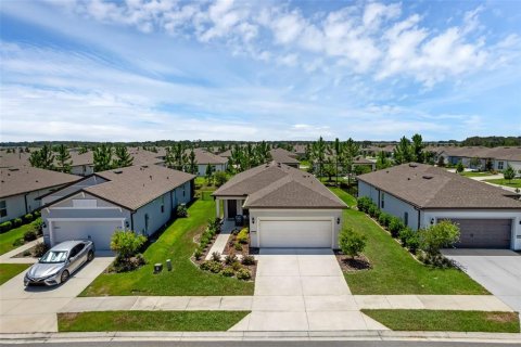 House in DEL WEBB STONE CREEK in Ocala, Florida 2 bedrooms, 133.04 sq.m. № 1854412 - photo 6