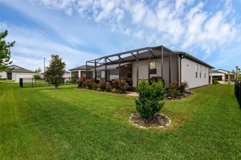 House in DEL WEBB STONE CREEK in Ocala, Florida 2 bedrooms, 133.04 sq.m. № 1854412 - photo 5