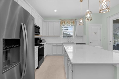 House in DEL WEBB STONE CREEK in Ocala, Florida 2 bedrooms, 133.04 sq.m. № 1854412 - photo 14