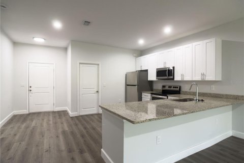 Apartamento en alquiler en Port Charlotte, Florida, 3 dormitorios, 128.11 m2 № 2103785 - foto 8