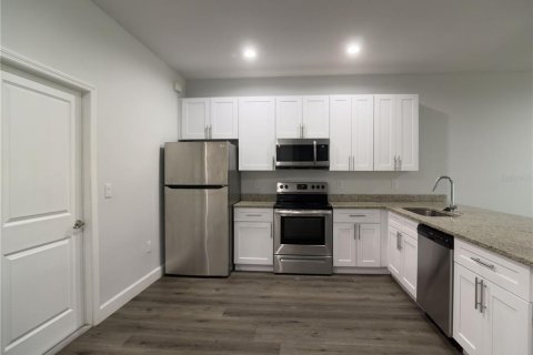 Apartamento en alquiler en Port Charlotte, Florida, 3 dormitorios, 128.11 m2 № 2103785 - foto 9