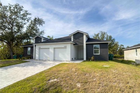 Apartamento en Port Charlotte, Florida 3 dormitorios, 128.11 m2 № 2103785