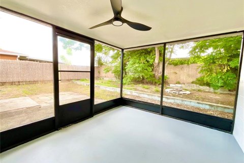 Villa ou maison à vendre à Holiday, Floride: 2 chambres, 122.07 m2 № 1677925 - photo 28