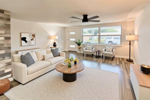 Villa ou maison à vendre à Holiday, Floride: 2 chambres, 122.07 m2 № 1677925 - photo 10
