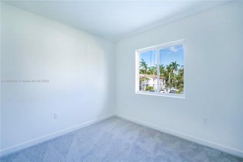Townhouse in Pembroke Park, Florida 3 bedrooms, 118.54 sq.m. № 1875544 - photo 22