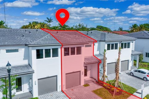 Townhouse in Pembroke Park, Florida 3 bedrooms, 118.54 sq.m. № 1875544 - photo 27