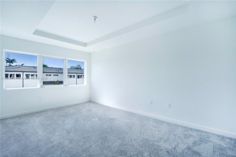 Townhouse in Pembroke Park, Florida 3 bedrooms, 118.54 sq.m. № 1875544 - photo 17
