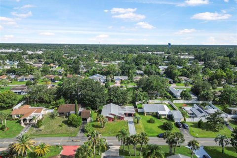 House in Palm Coast, Florida 3 bedrooms, 137.77 sq.m. № 1835332 - photo 26