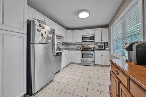 House in Palm Coast, Florida 3 bedrooms, 137.77 sq.m. № 1835332 - photo 6