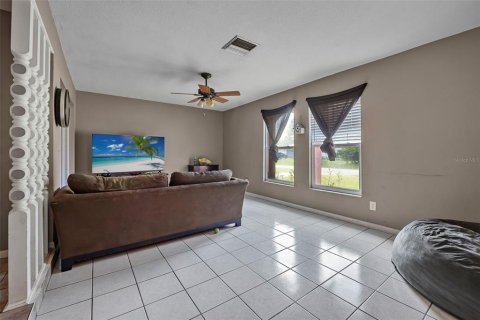 House in Palm Coast, Florida 3 bedrooms, 137.77 sq.m. № 1835332 - photo 3