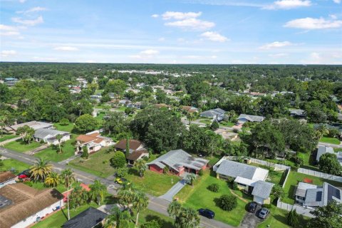 House in Palm Coast, Florida 3 bedrooms, 137.77 sq.m. № 1835332 - photo 27