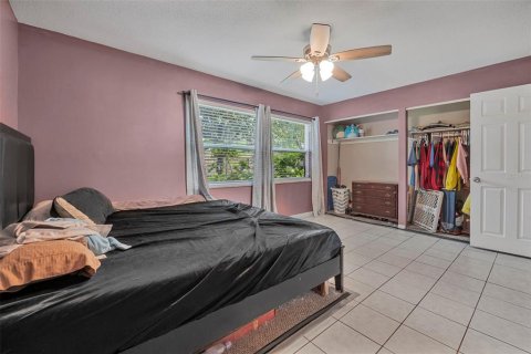 House in Palm Coast, Florida 3 bedrooms, 137.77 sq.m. № 1835332 - photo 10