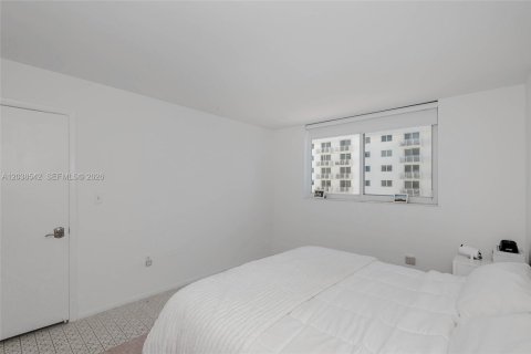 Condominio en venta en Miami Beach, Florida, 1 dormitorio, 60.85 m2 № 2087641 - foto 18