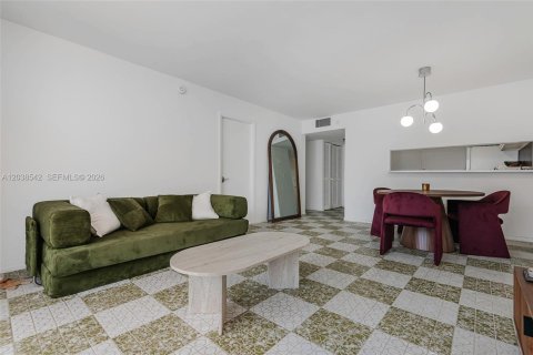 Condominio en venta en Miami Beach, Florida, 1 dormitorio, 60.85 m2 № 2087641 - foto 7