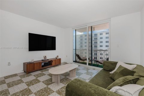 Condominio en venta en Miami Beach, Florida, 1 dormitorio, 60.85 m2 № 2087641 - foto 5